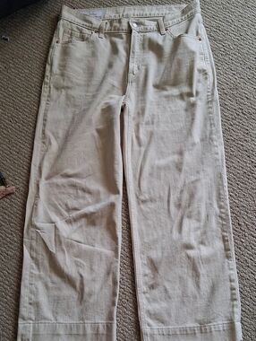 GAP Cream/Tan Straight-Leg Cotton Chinos
